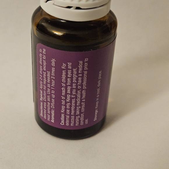 $36.51 Young Living Lavender 15mL Essential Oil USA Authentic YL YLEO New Sealed - Picture 2 of 4